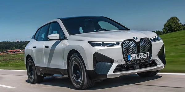 BMWiX xDrive40 charging cable