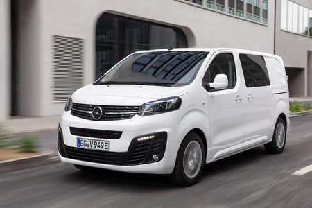 Opel Vivaro-e Combi charging cable