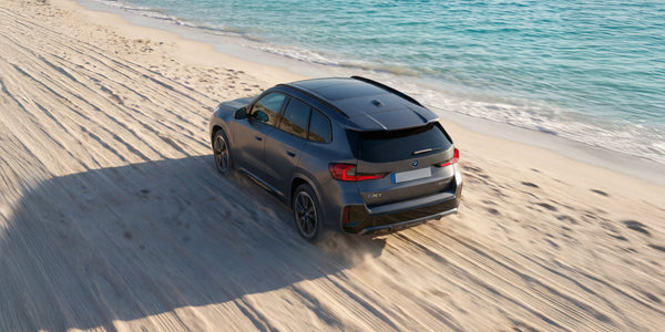 BMW iX xDrive30 charging cable