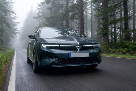 Opel Astra Electric charging cable