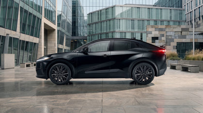 Toyota C-HR+ Charging cable
